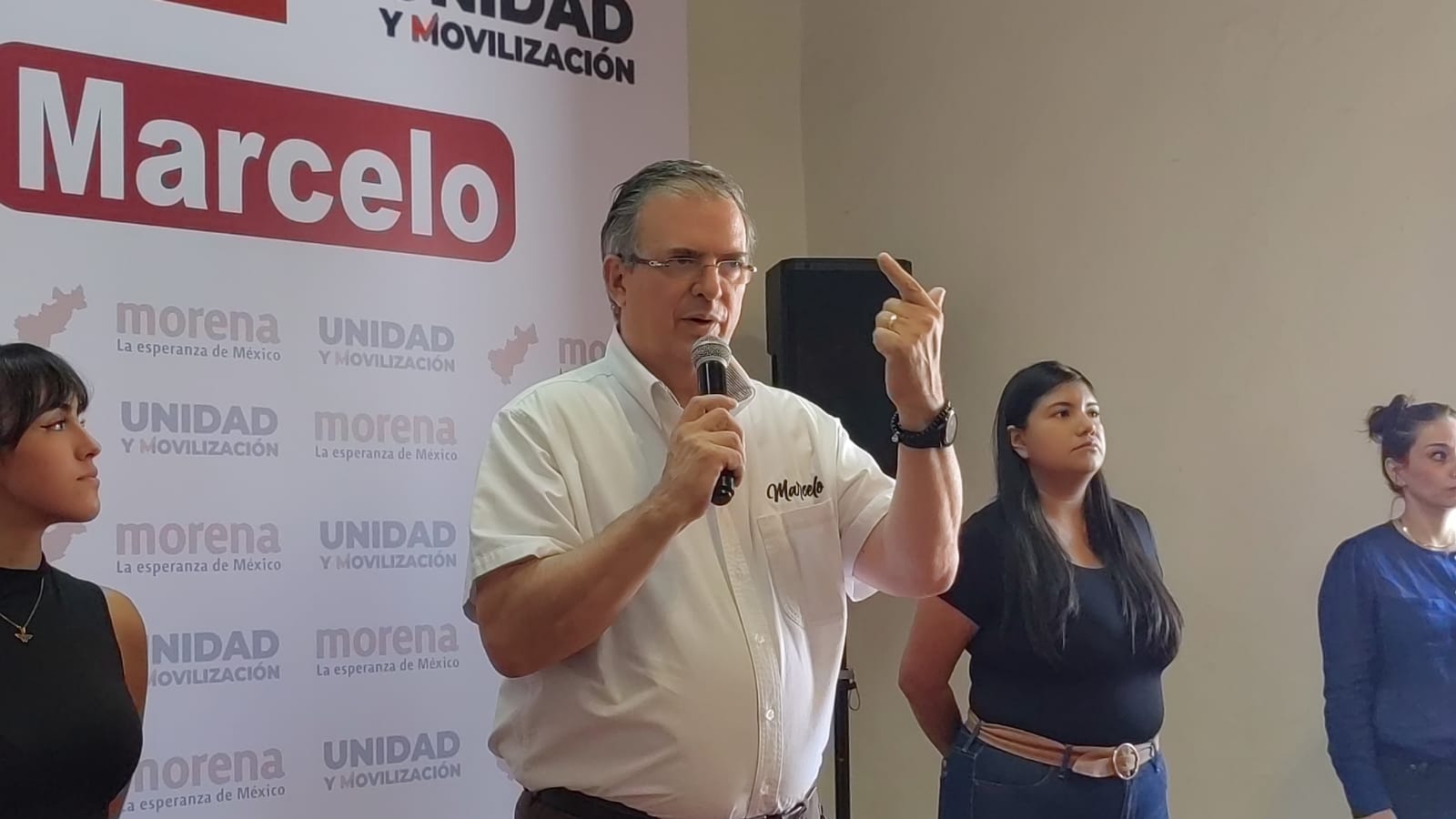 Ve Marcelo Ebrard un tren México Querétaro Bajío necesario para el