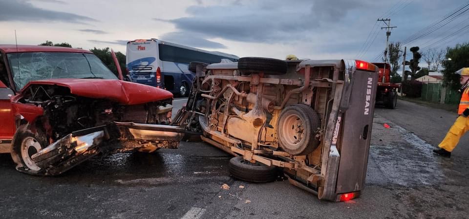 Carambola deja como saldo 7 lesionados sobre la carretera Querétaro