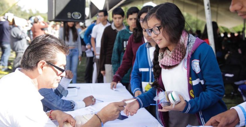 BENEFICIA MAURICIO KURI A MÁS DE 4 MIL JÓVENES CON BECAS