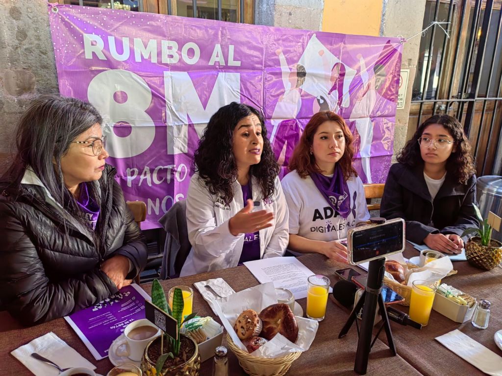 Preparan colectivos feministas marcha del 8M - El Queretano
