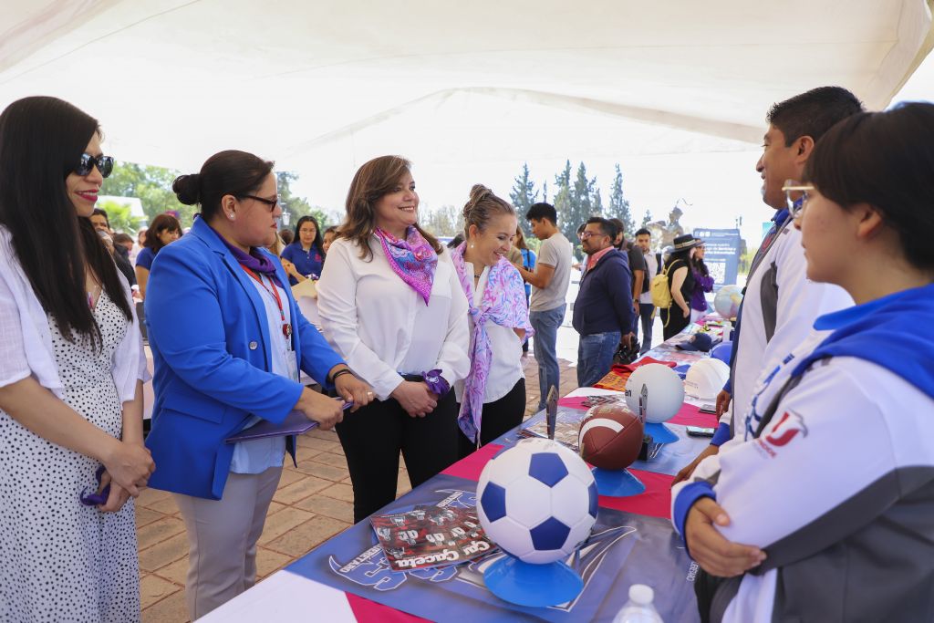 Conmemora UAQ Día Internacional de las Mujeres - El Queretano