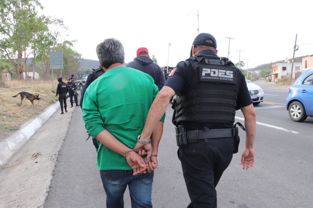 Durante 2024, POES detuvo a cien personas que contaban con orden de ...